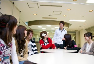 学校法人　敬道学園〈日本デザイナー芸術学院　日本マンガ芸術学院）の写真3