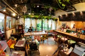 ヒロタカネイル＆cafe　Averyの写真1