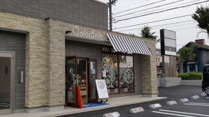 テイクアウトの可愛いお店です